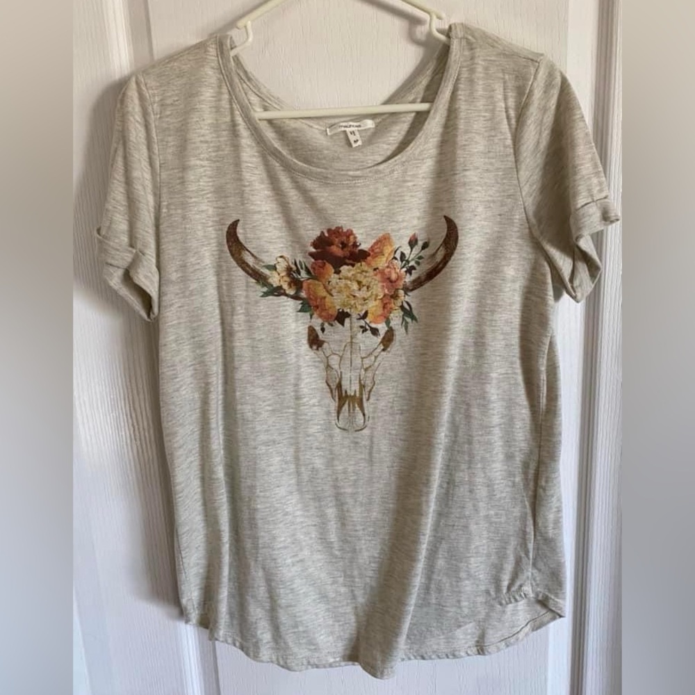 Cow skull t-shirt